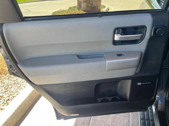 Photo of 2008 Slate Metallic Toyota Sequoia