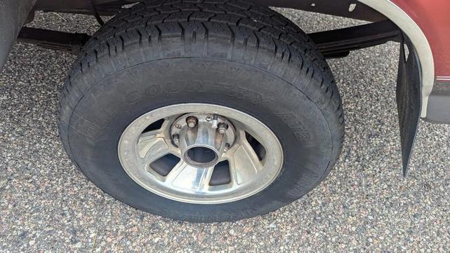 Photo of 1992 Gray Ford F-150