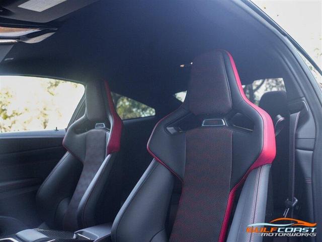 Photo of 2025 Riviera Blue BMW M4