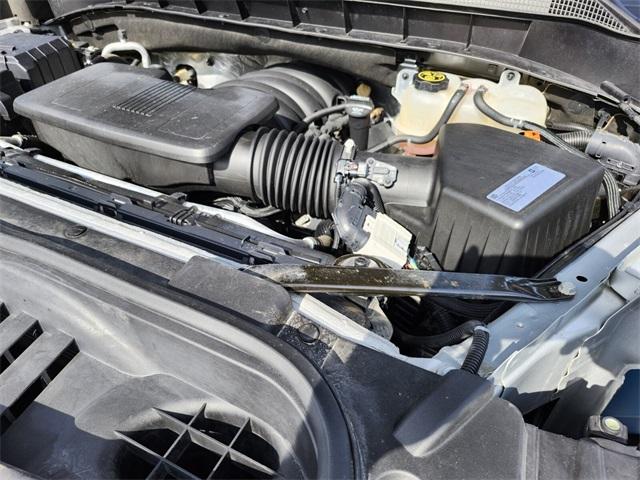 Photo of 2020 Silver Ice Metallic Chevrolet Silverado 1500