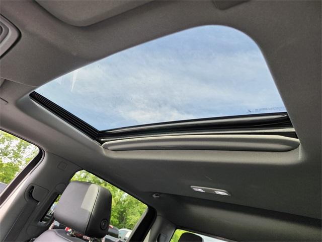 Photo of 2020 Silver Ice Metallic Chevrolet Silverado 1500
