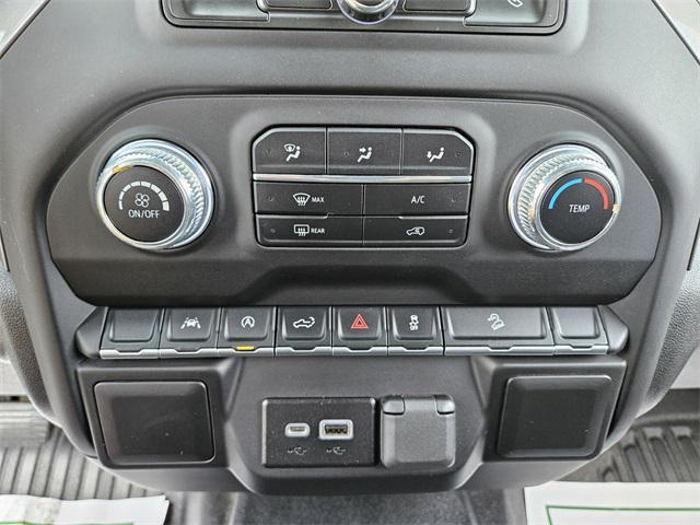 Photo of 2022 Onyx Black GMC Sierra 1500