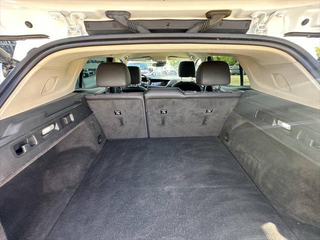 Photo of 2022 Summit White Buick Envision