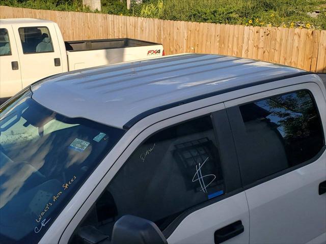 Photo of 2018 Oxford White Ford F-250