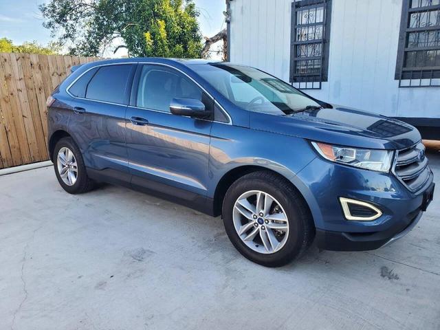 Photo of 2018 Blue Ford Edge