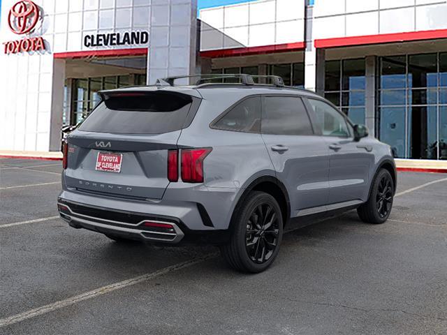 Photo of 2022 Everlasting Silver Kia Sorento