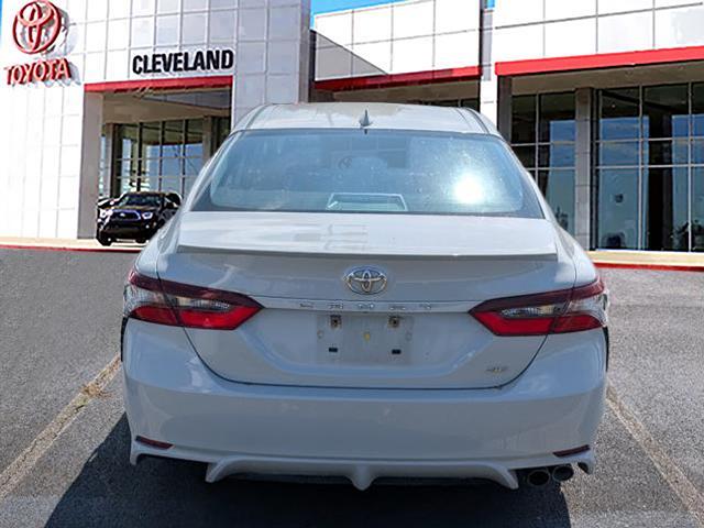 Photo of 2023 Ice Toyota Camry