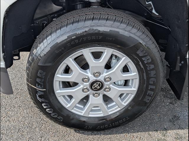 Photo of 2025 Ice Cap Toyota Tacoma