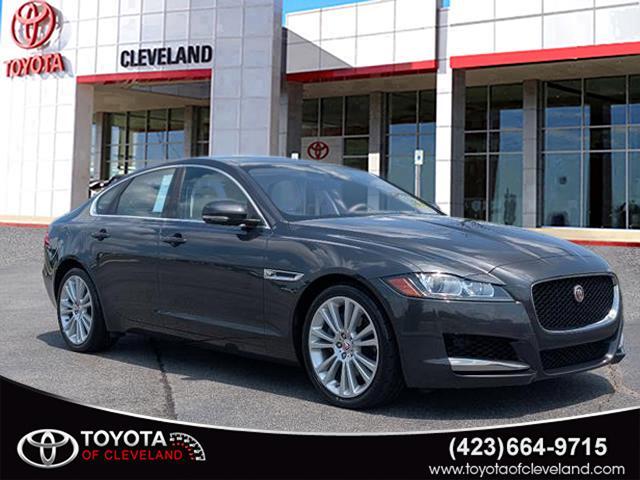 2020 Jaguar XF