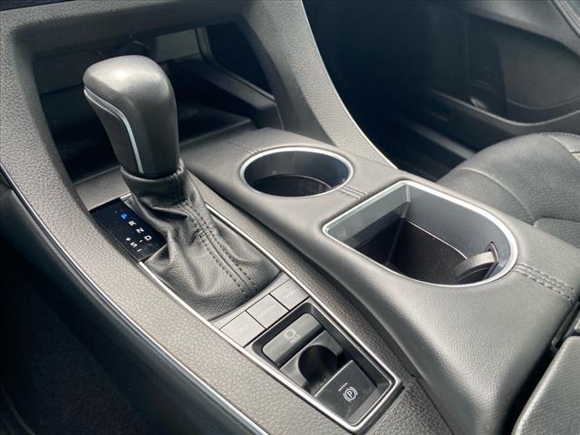 Photo of 2022 Wind Chill Pearl Toyota Avalon