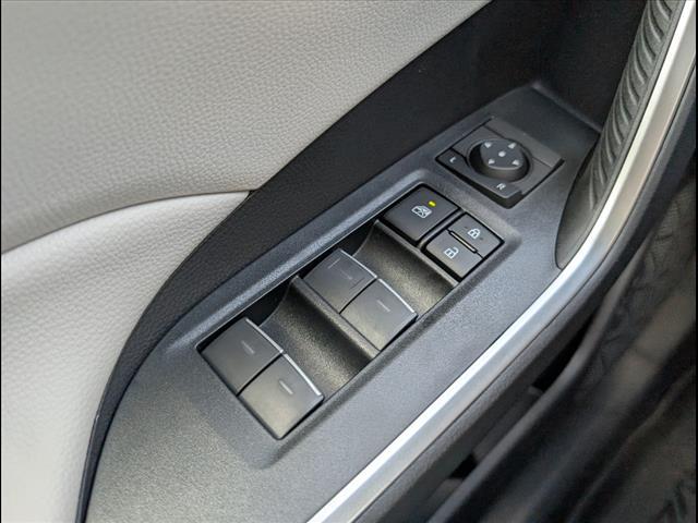 Photo of 2025 Wind Chill Pearl Toyota RAV4