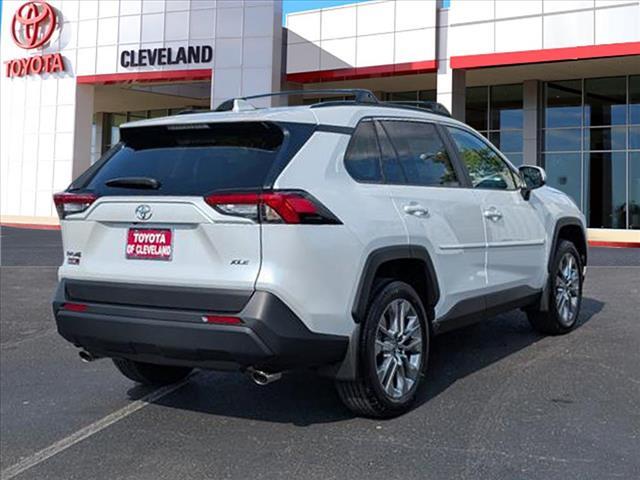 Photo of 2025 Wind Chill Pearl Toyota RAV4
