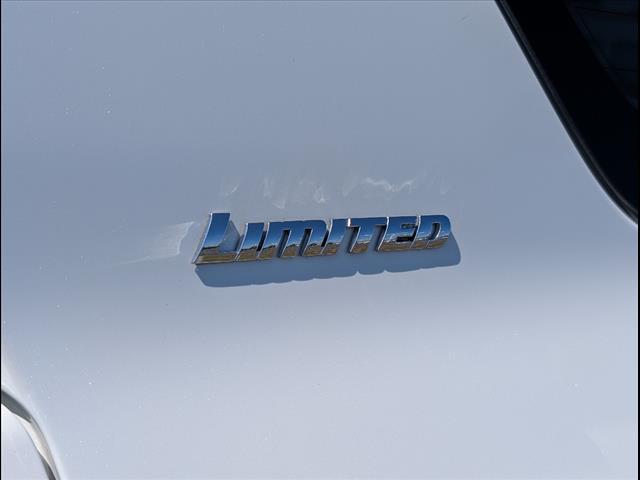 Photo of 2022 Blizzard Pearl Toyota 4Runner