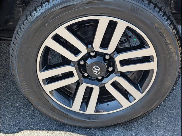 Photo of 2022 Blizzard Pearl Toyota 4Runner