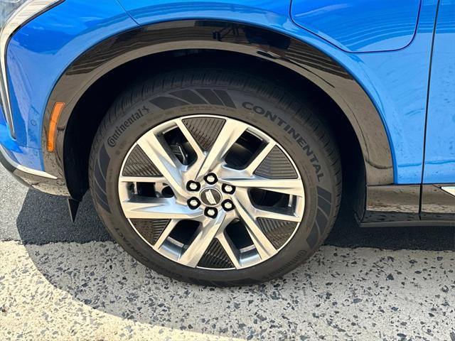 Photo of 2025 Coastal Blue Metallic Cadillac OPTIQ