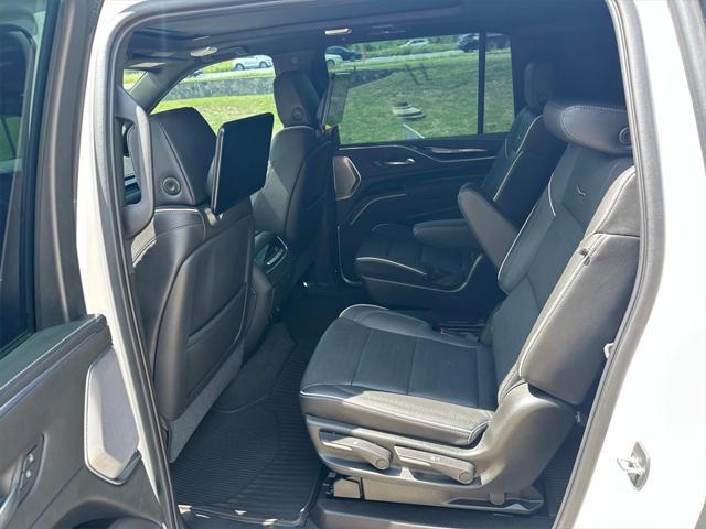 Photo of 2021 Crystal White Tricoat Cadillac Escalade ESV
