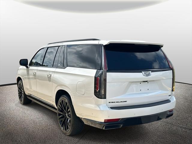 Photo of 2021 Crystal White Tricoat Cadillac Escalade ESV
