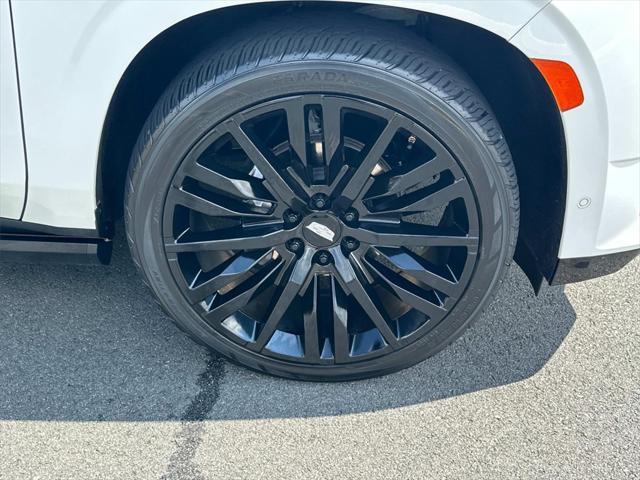 Photo of 2021 Crystal White Tricoat Cadillac Escalade ESV