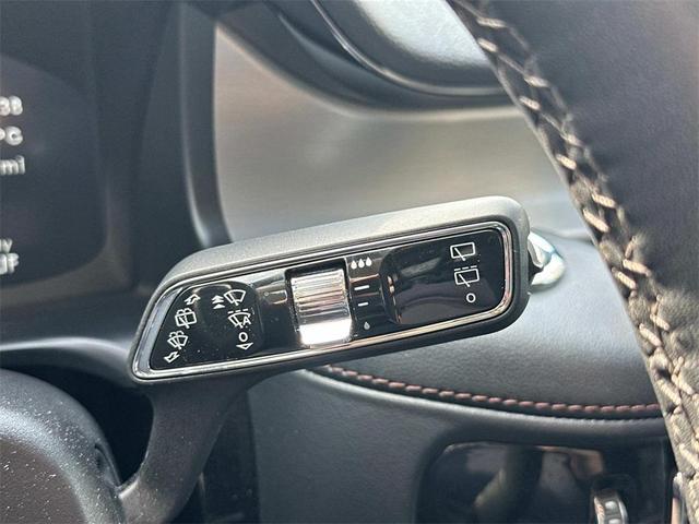 Photo of 2023 Infinite Black Metallic Clearcoat Lincoln Aviator