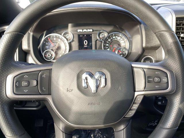 Photo of 2024 Diamond Black Crystal Pearlcoat RAM 2500