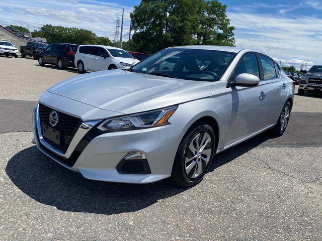 Photo of 2021 Brilliant Silver Metallic Nissan Altima