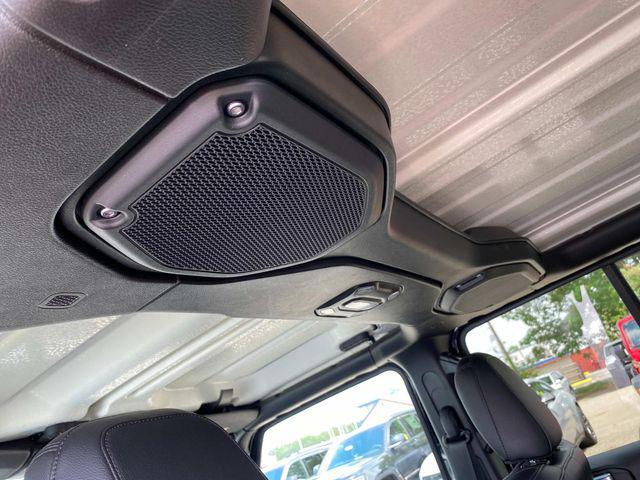 Photo of 2021 Black Clearcoat Jeep Wrangler Unlimited