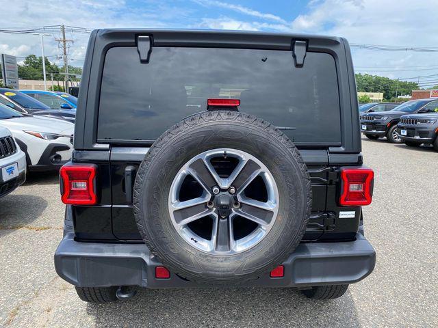 Photo of 2021 Black Clearcoat Jeep Wrangler Unlimited
