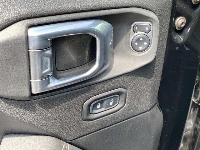 Photo of 2021 Black Clearcoat Jeep Wrangler Unlimited