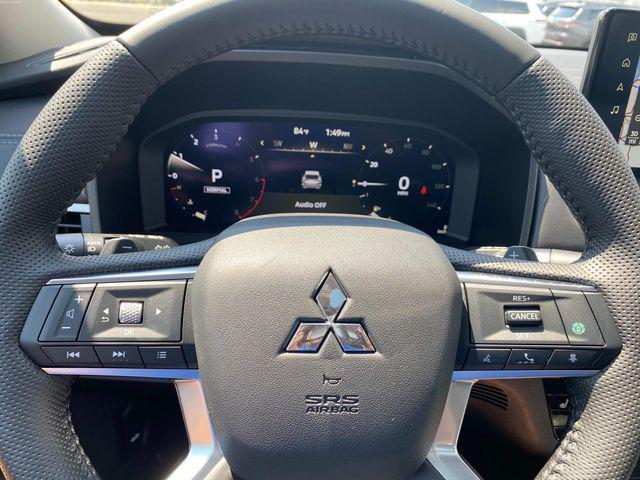 Photo of 2025 Black Mitsubishi Outlander