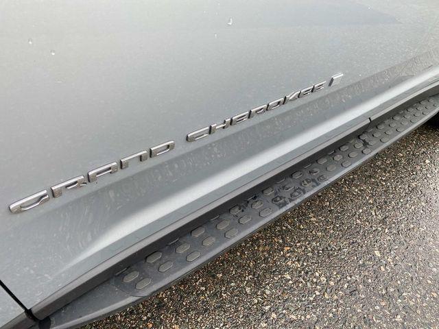 Photo of 2021 Silver Zynith Jeep Grand Cherokee L