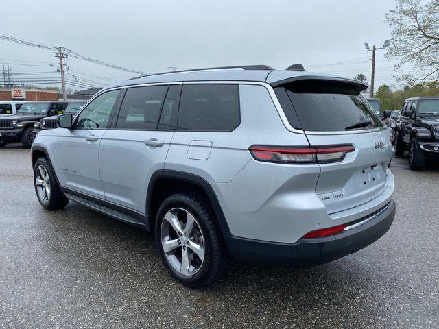Photo of 2021 Silver Zynith Jeep Grand Cherokee L