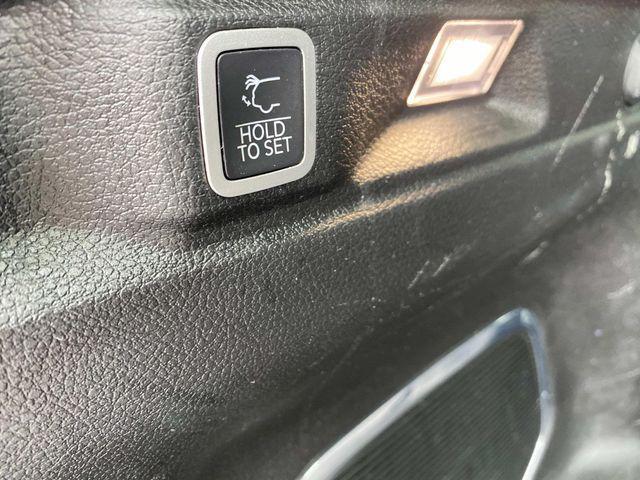 Photo of 2021 Silver Zynith Jeep Grand Cherokee L