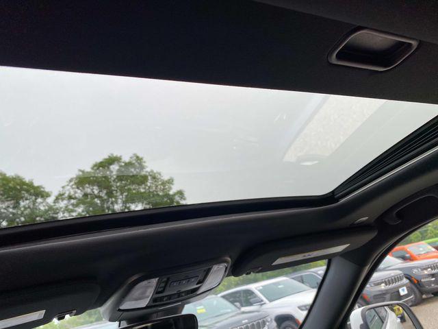 Photo of 2022 White Knuckle Clearcoat Dodge Durango