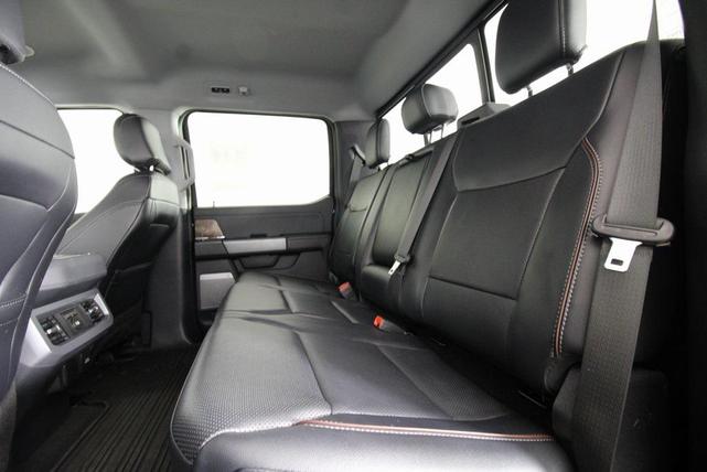 Photo of 2024 Agate Black Metallic Ford F-250