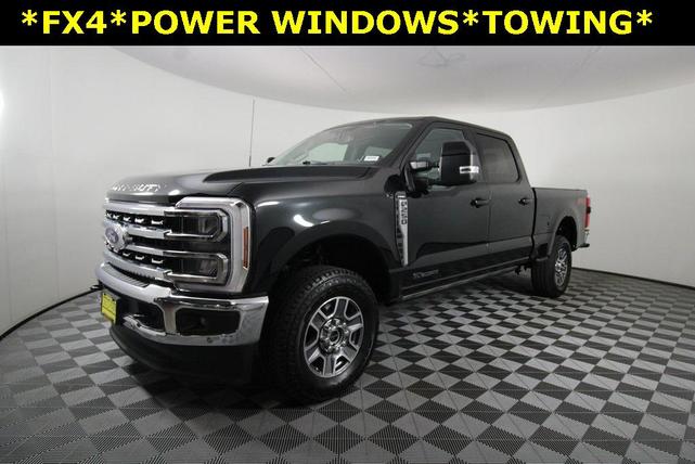 Photo of 2024 Agate Black Metallic Ford F-250