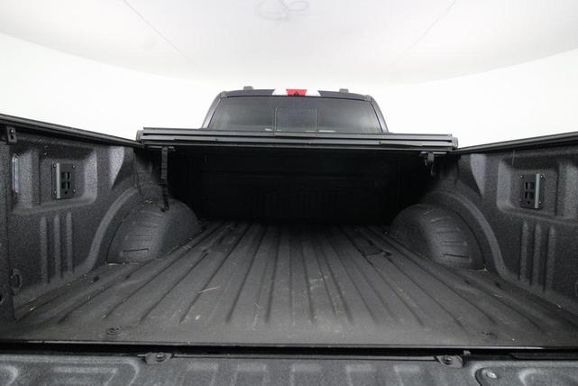 Photo of 2024 Agate Black Metallic Ford F-250