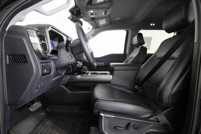 Photo of 2024 Agate Black Metallic Ford F-250