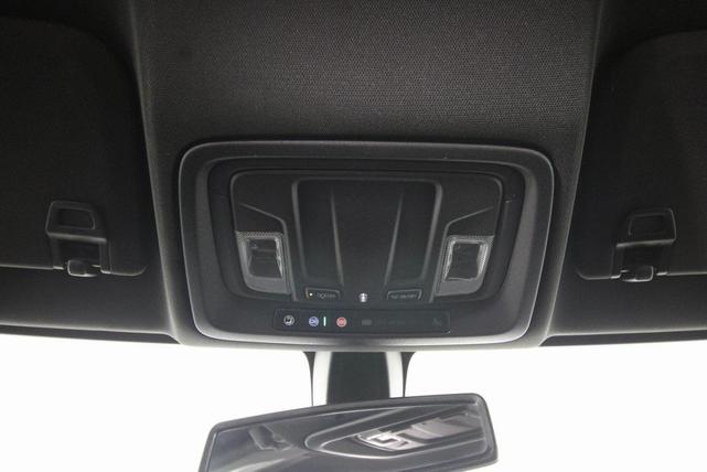 Photo of 2021 Onyx Black GMC Sierra 1500