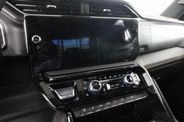 Photo of 2024 Onyx Black GMC Sierra 2500