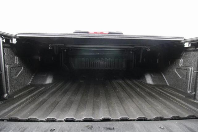 Photo of 2024 Onyx Black GMC Sierra 2500