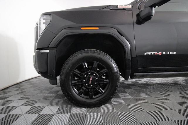 Photo of 2024 Onyx Black GMC Sierra 2500