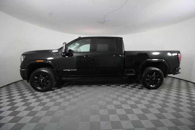 Photo of 2024 Onyx Black GMC Sierra 2500
