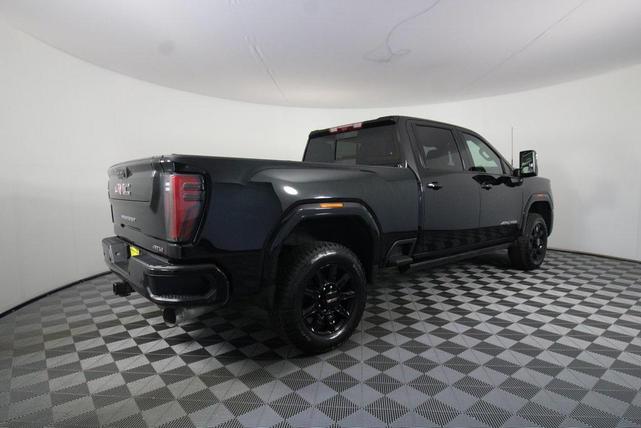 Photo of 2024 Onyx Black GMC Sierra 2500