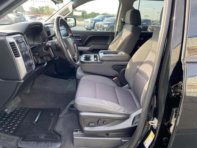 Photo of 2018 Black Chevrolet Silverado 1500