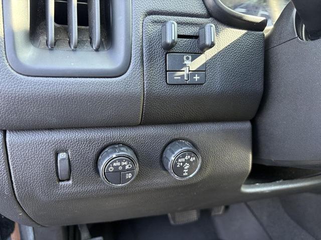 Photo of 2021 Black Chevrolet Colorado