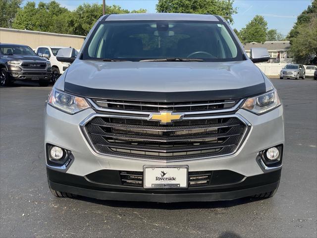 Photo of 2021 Silver Ice Metallic Chevrolet Traverse