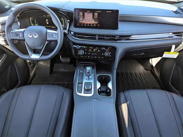 Photo of 2025 Mineral Black INFINITI QX60