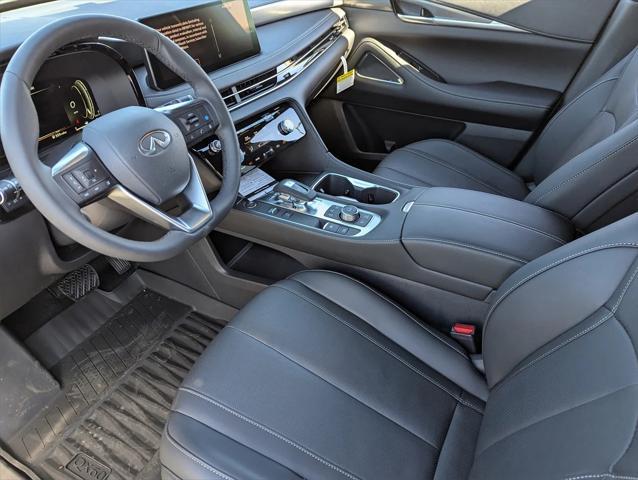 Photo of 2025 Mineral Black INFINITI QX60