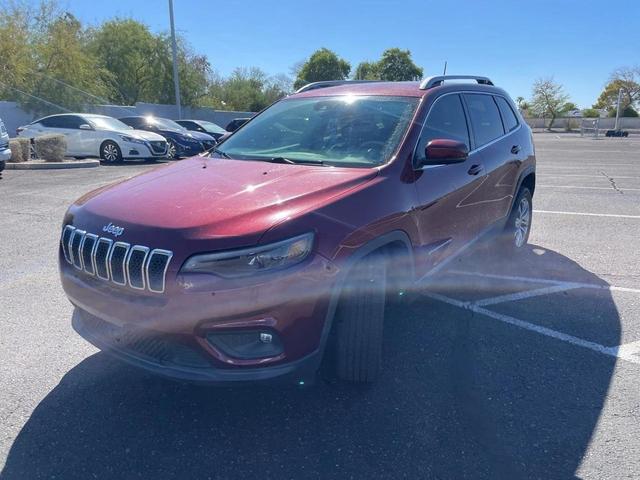 Photo of 2021 Velvet Red Pearlcoat Jeep Cherokee