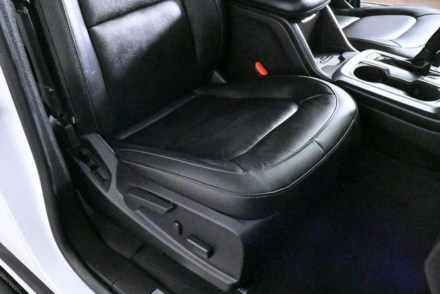 Photo of 2020 Summit White Chevrolet Colorado